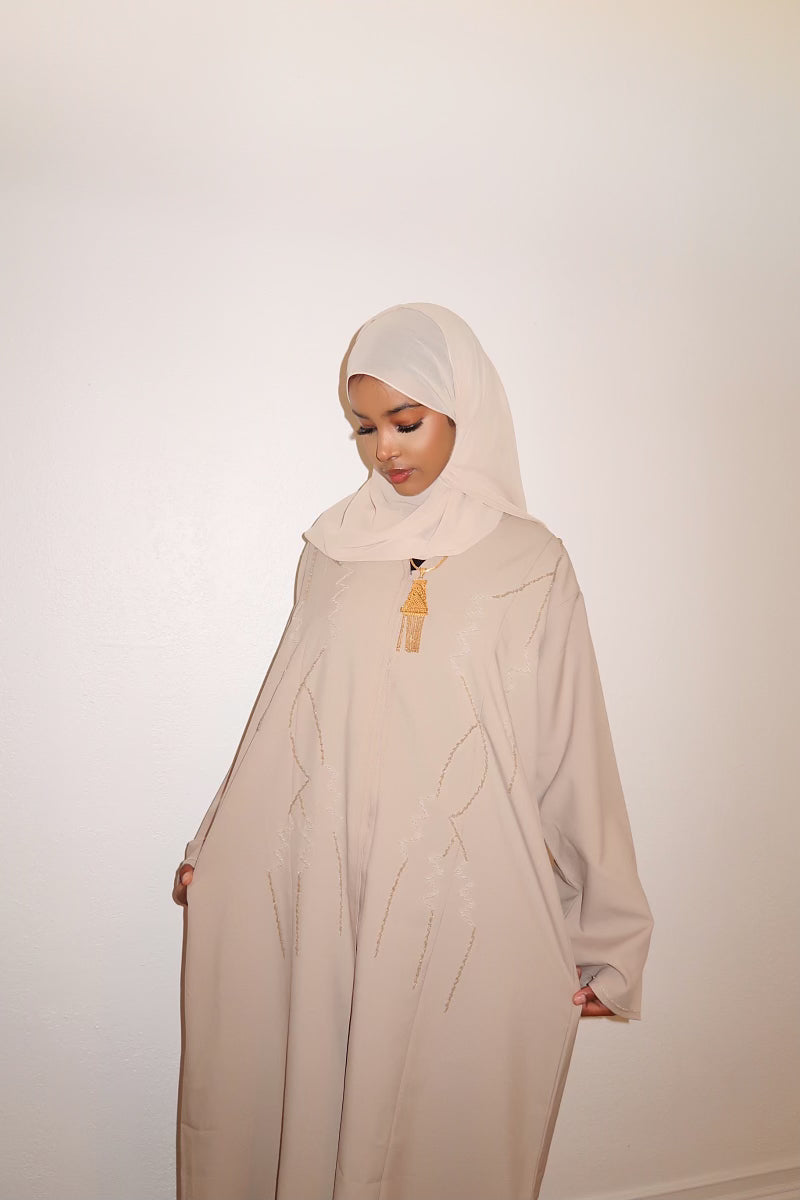 Crystal flow abaya