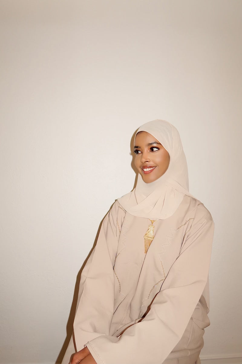 Crystal flow abaya