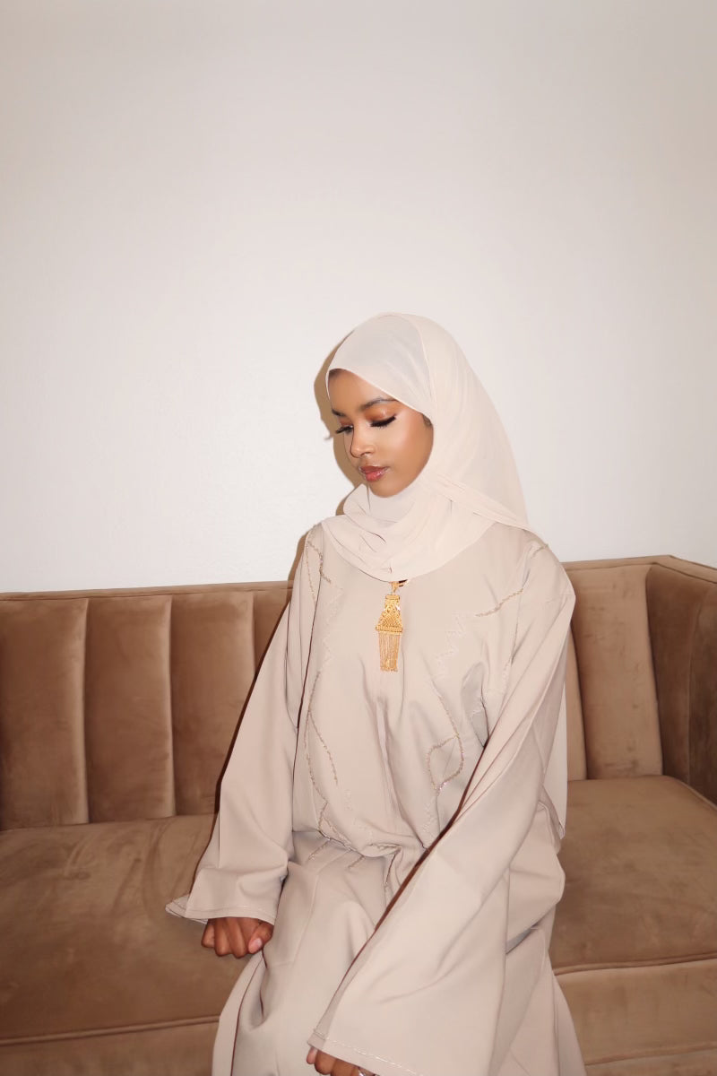 Crystal flow abaya