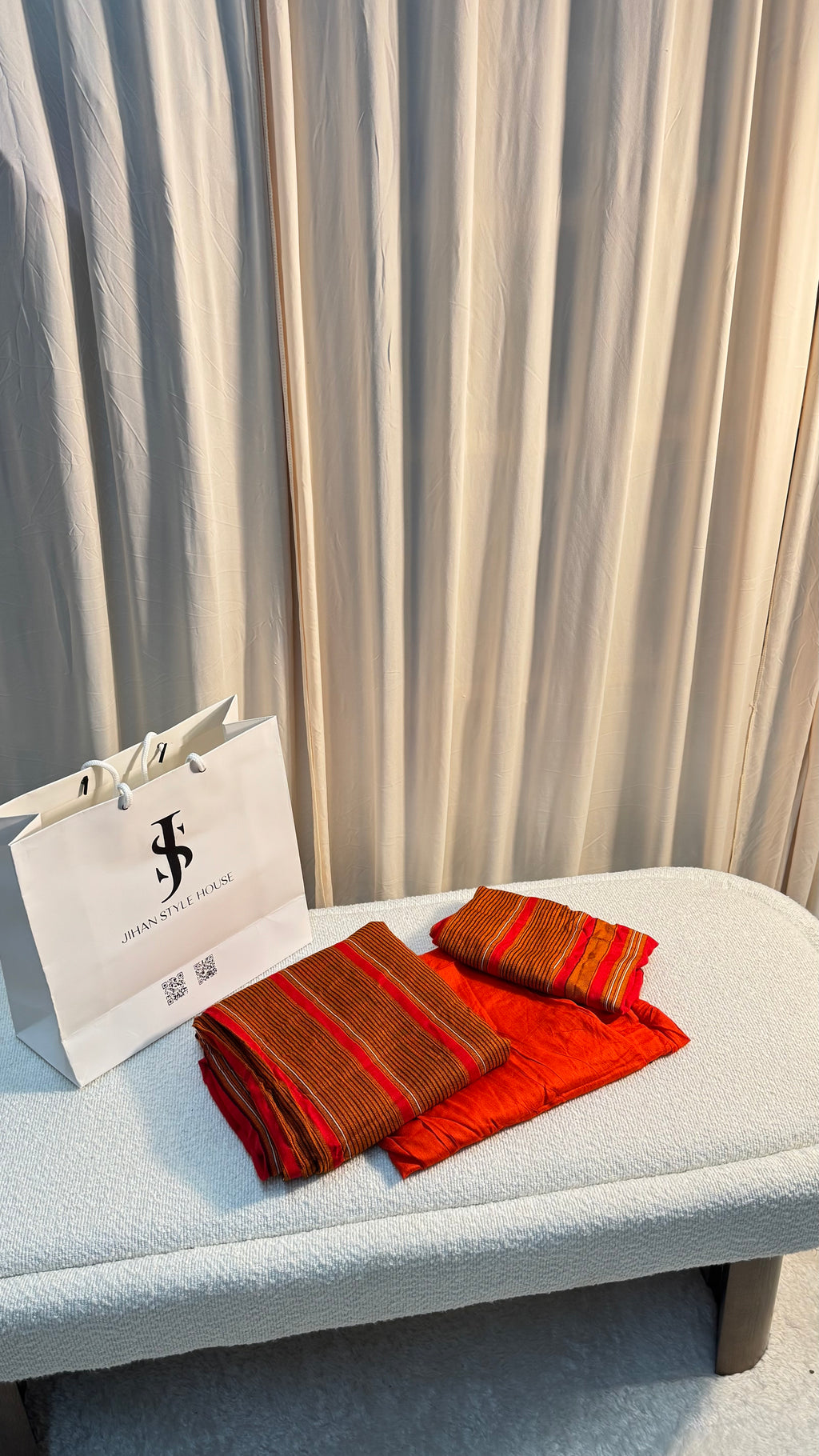 Red Hidiyo Dakhan Set