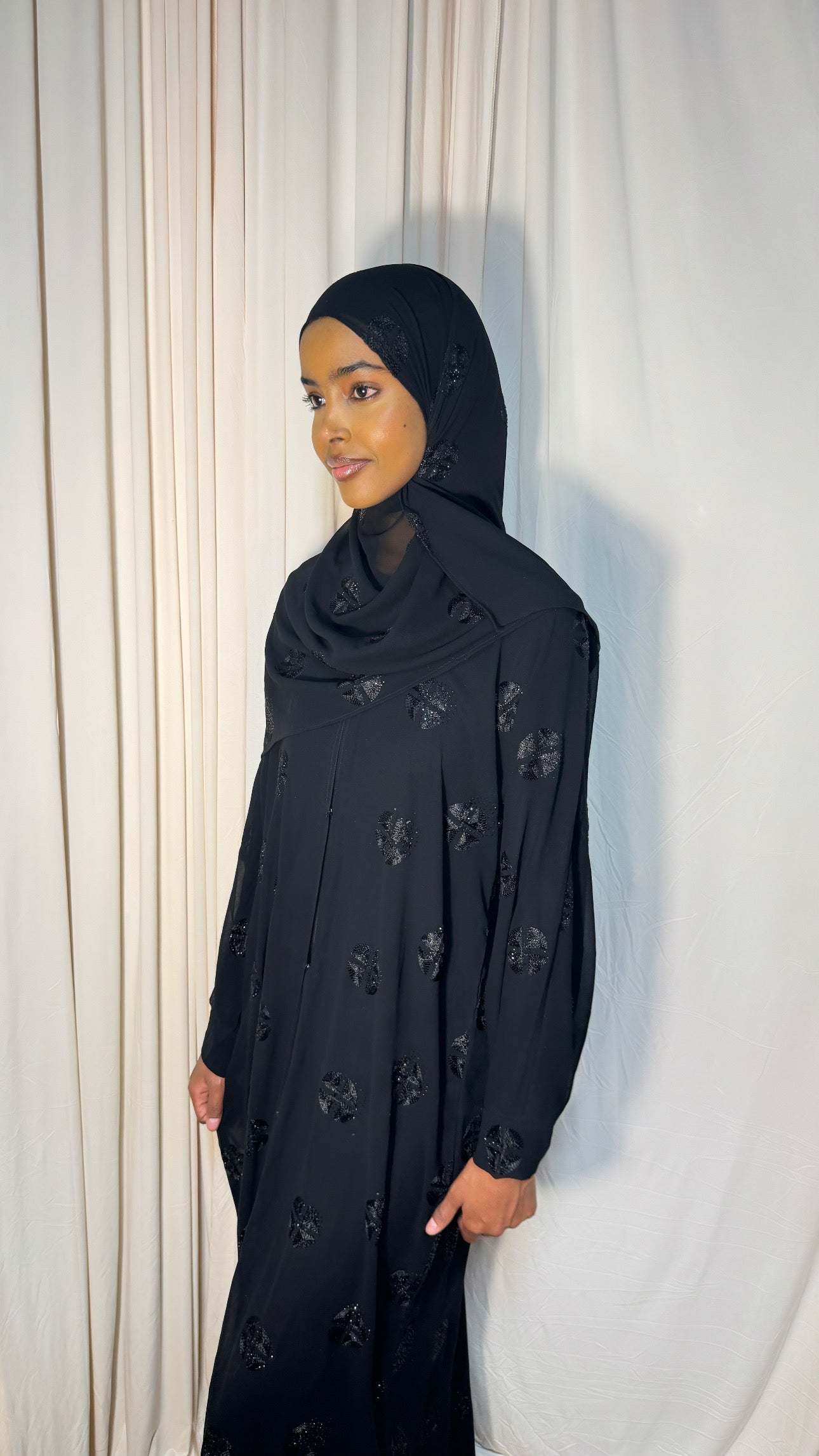 Aswad Elegance